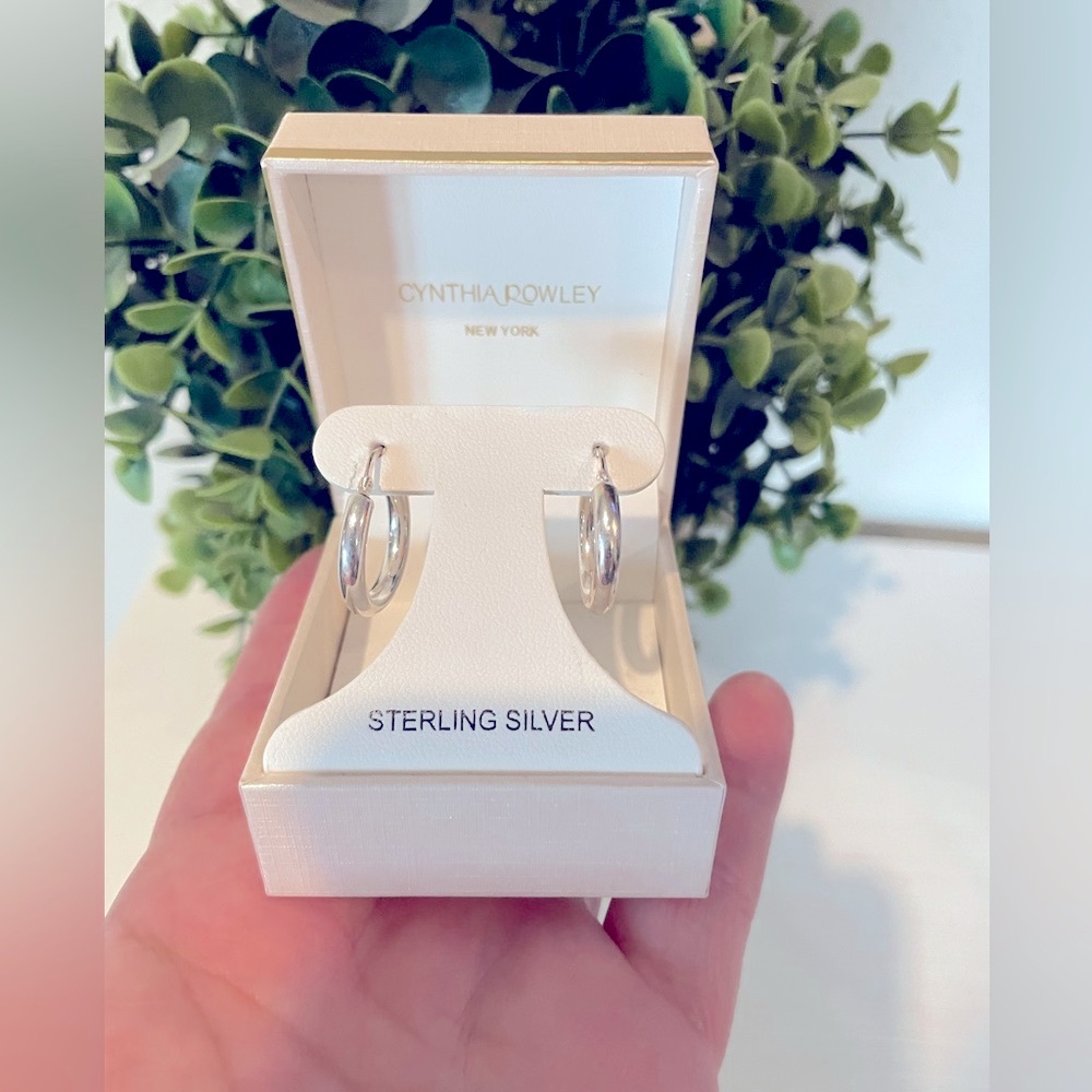 Brand New Cynthia Rowley Sterling Silver 925 small bubble Hoop Earrings 0.75”